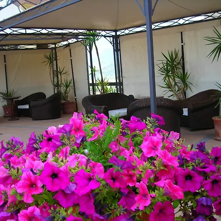 Guglielmo Ii Apartment